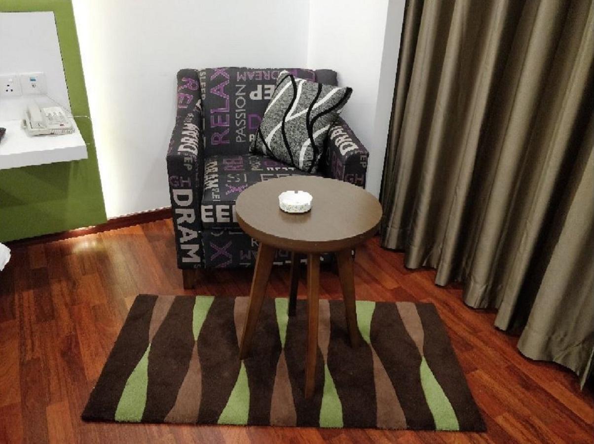 Lemon Tree Hotel, Banjara Hills, היידראבד מראה חיצוני תמונה
